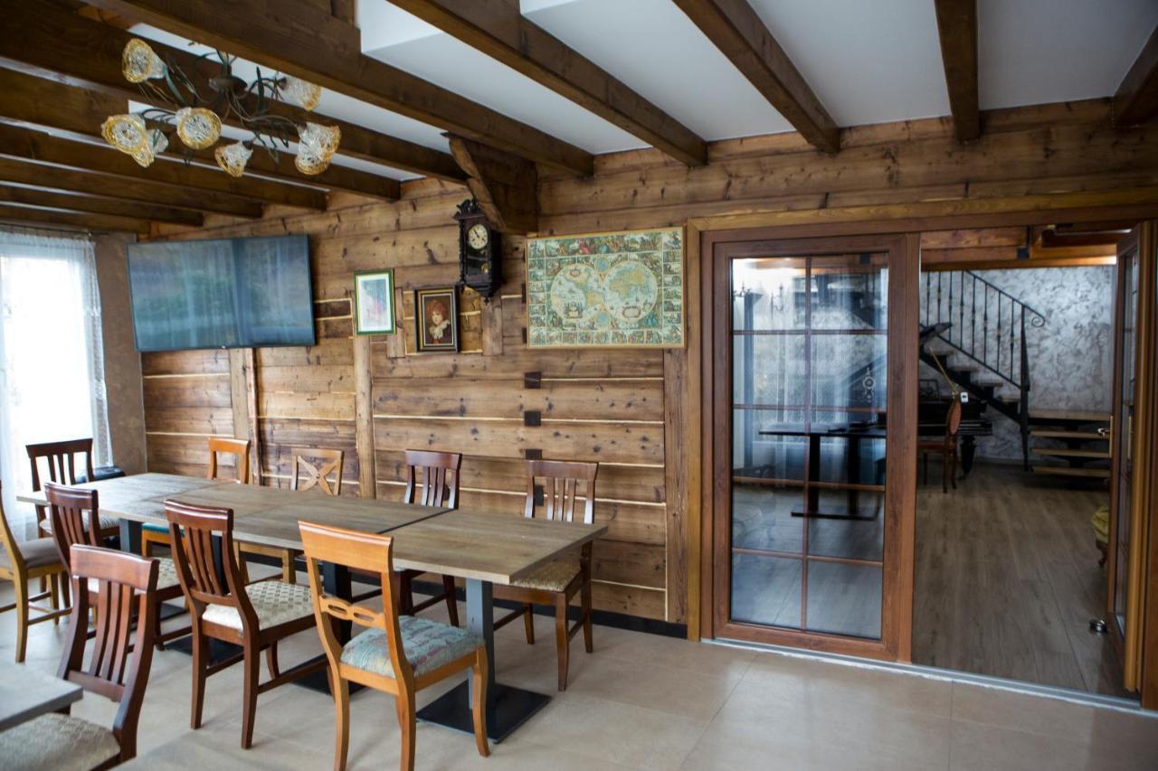 Hotel Casa Cu Magnolii Poienile Izei Zewnętrze zdjęcie
