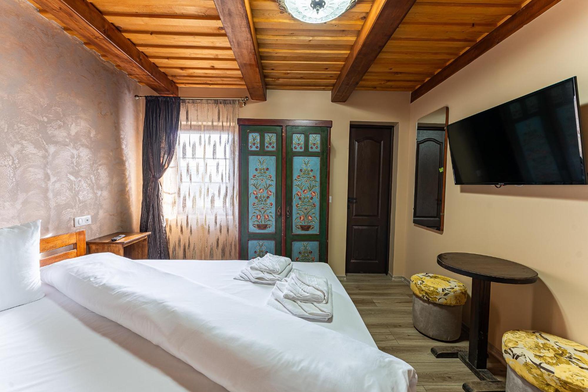 Hotel Casa Cu Magnolii Poienile Izei Zewnętrze zdjęcie